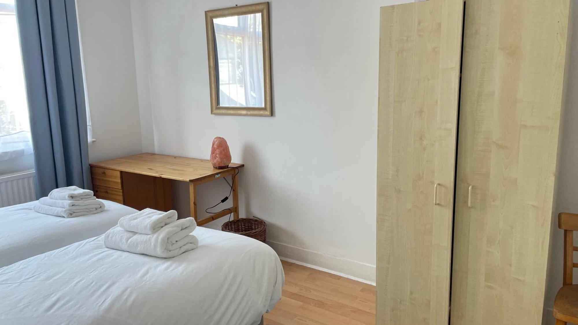 Onsitestays - 3 Bedroom House Near Tottenham Hale